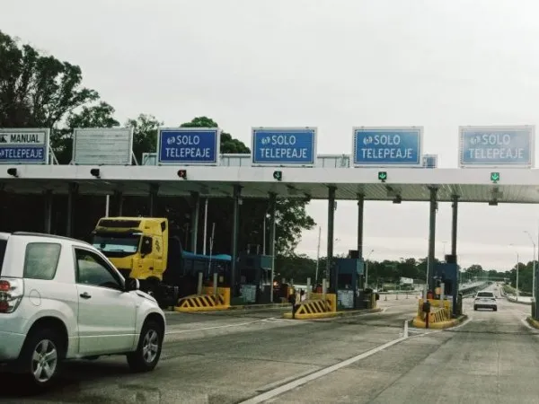 ¿Cómo usar y abonar peaje siendo turista extranjero?
